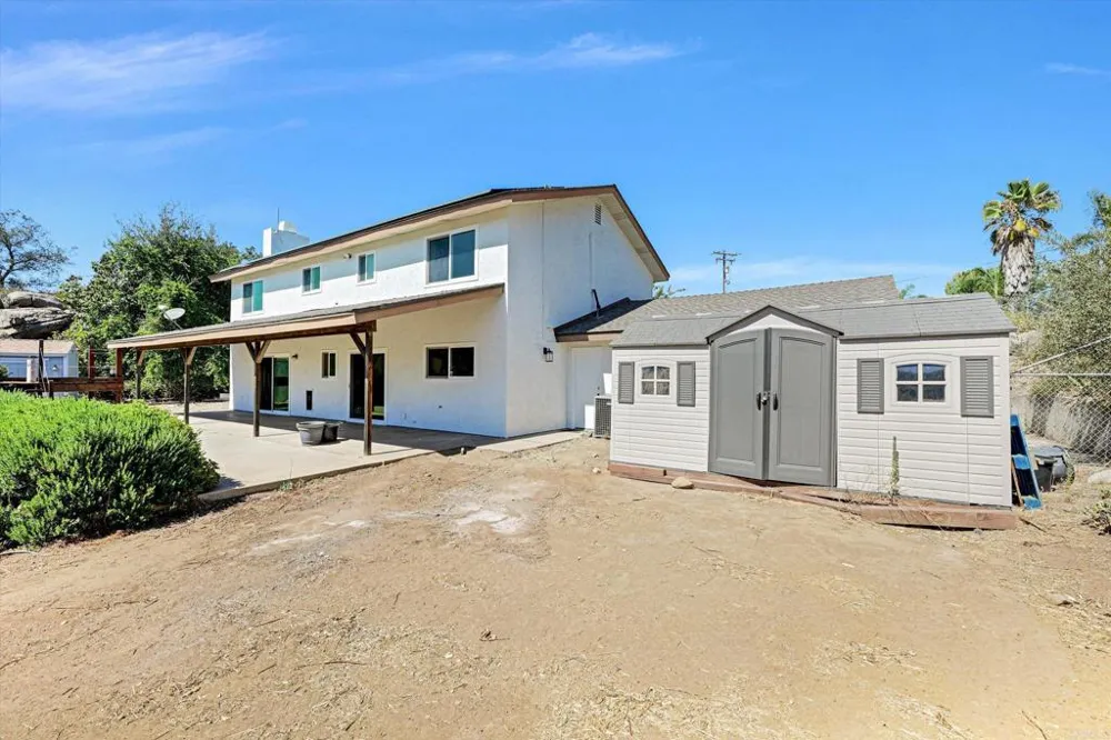 15436 Las Manzanitas Road Ramona, CA 92065