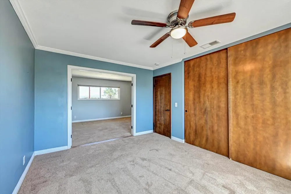 15436 Las Manzanitas Road Ramona, CA 92065
