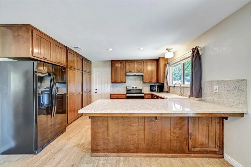 15436 Las Manzanitas Road Ramona, CA 92065