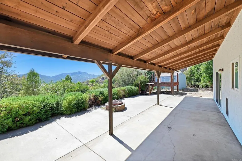 15436 Las Manzanitas Road Ramona, CA 92065