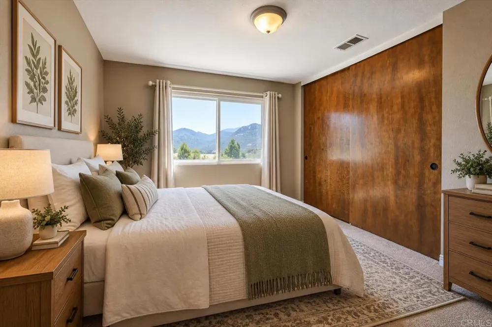 15436 Las Manzanitas Road Ramona, CA 92065
