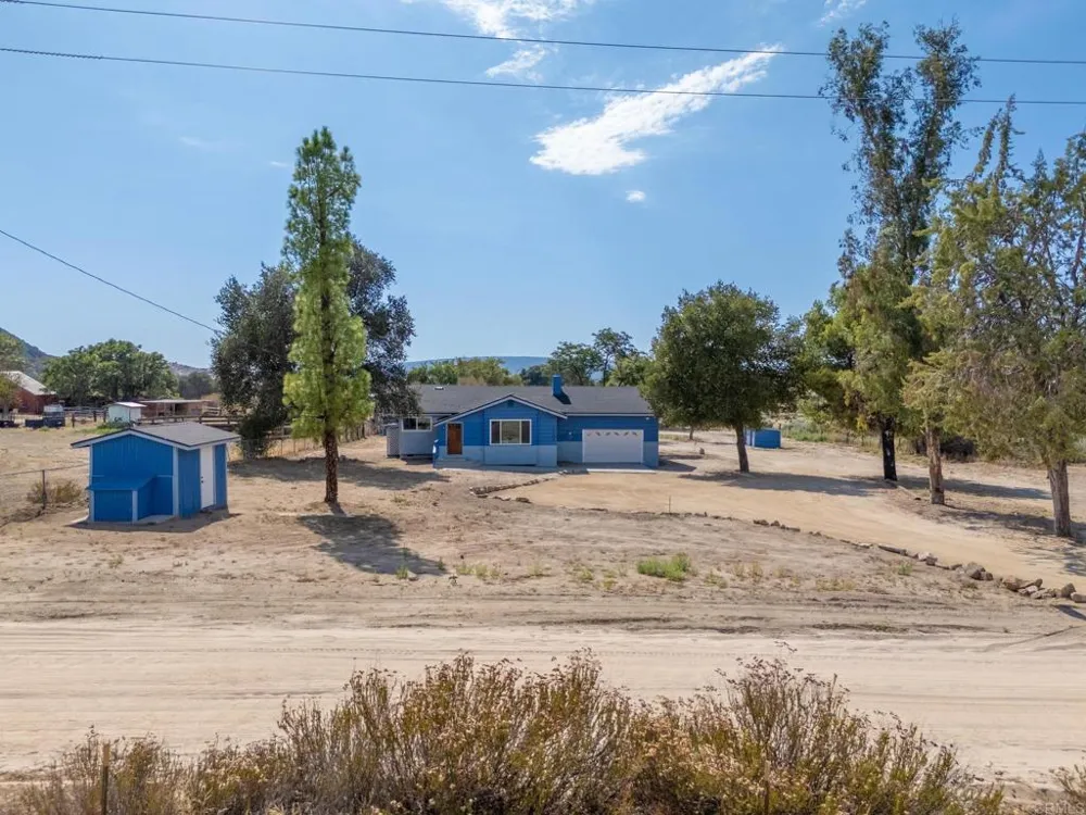 1366 Far Valley Road Campo, CA 91906