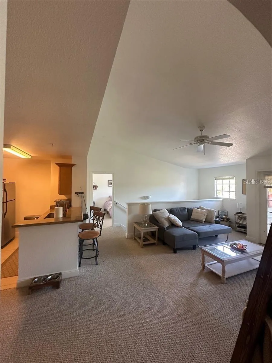 8926 MANOR LOOP #202 Bradenton, FL 34202