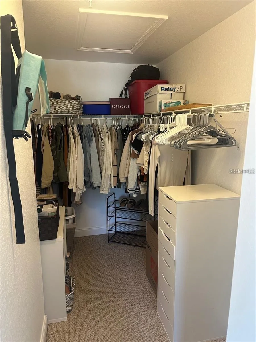 8926 MANOR LOOP #202 Bradenton, FL 34202