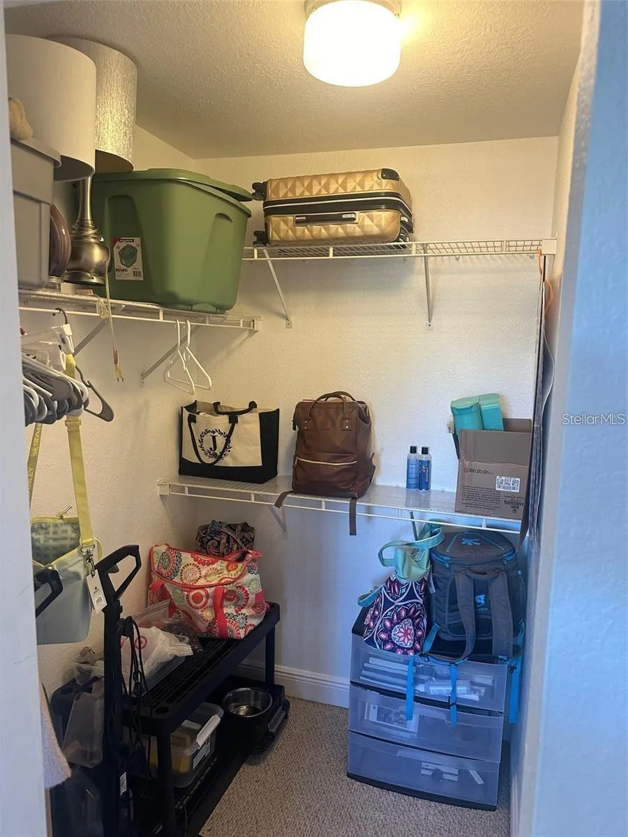8926 MANOR LOOP #202 Bradenton, FL 34202