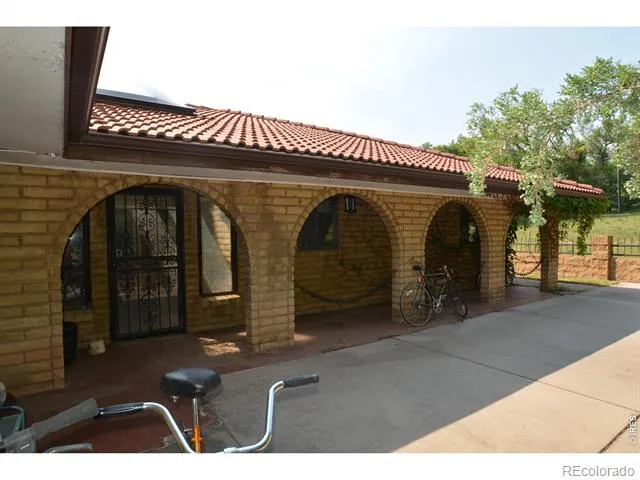 10110 W 73rd Place Arvada, CO 80005
