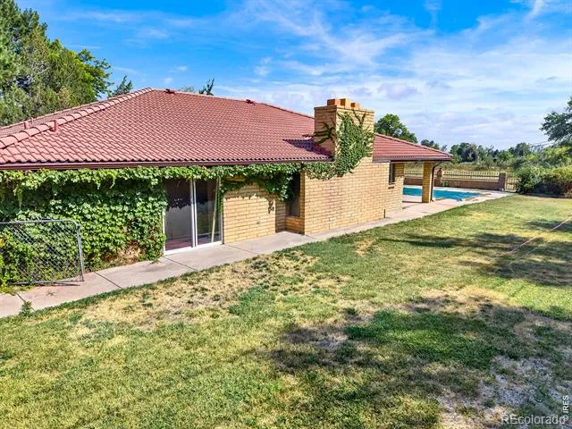10110 W 73rd Place Arvada, CO 80005