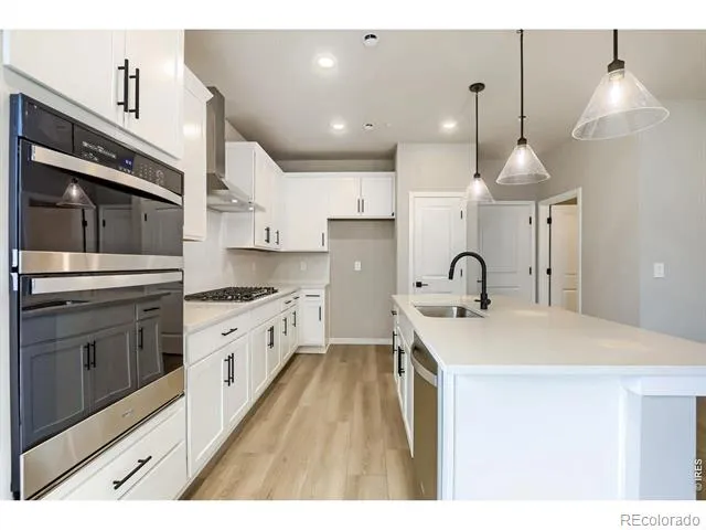 2841 Bear Springs Circle Longmont, CO 80503
