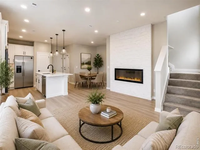 2841 Bear Springs Circle Longmont, CO 80503