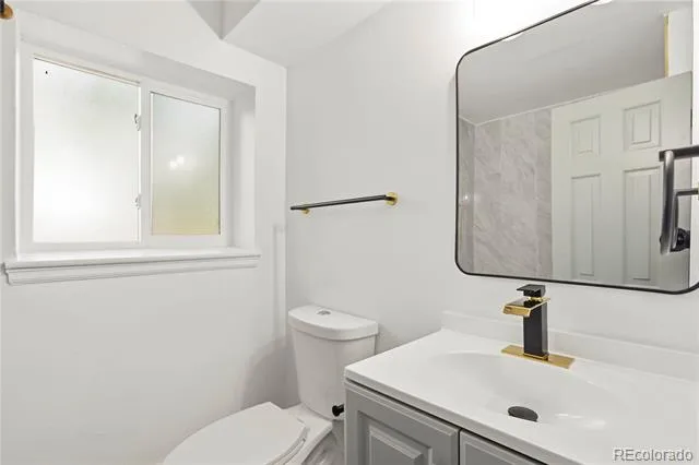 18035 E Iowa Drive Aurora, CO 80017