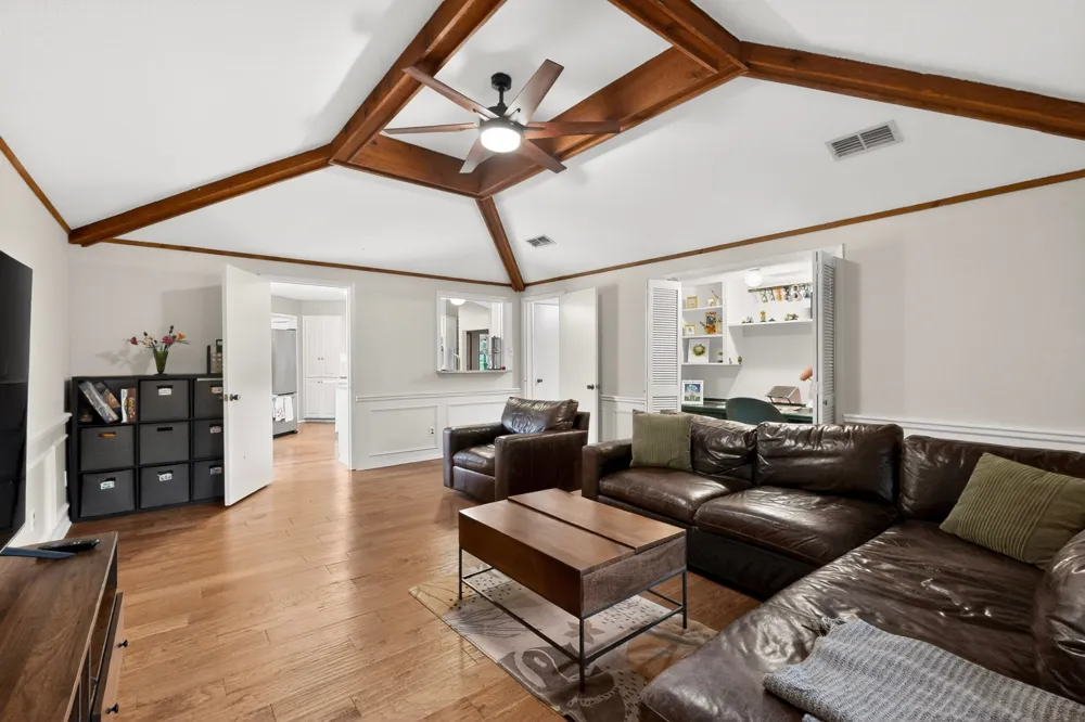 1151 Lynn Way Waxahachie, TX 75165
