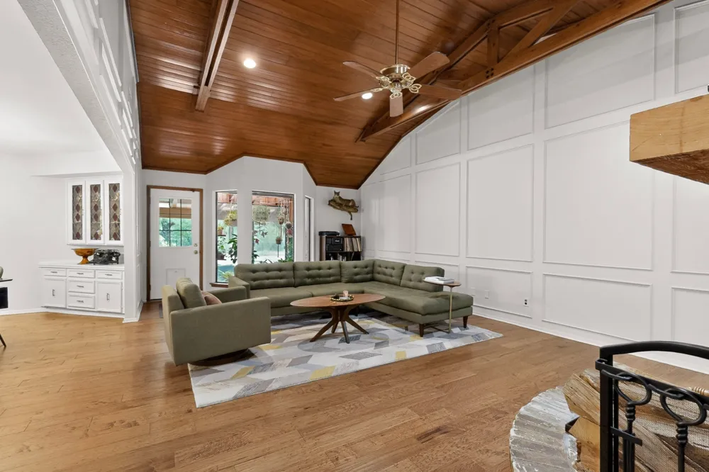 1151 Lynn Way Waxahachie, TX 75165