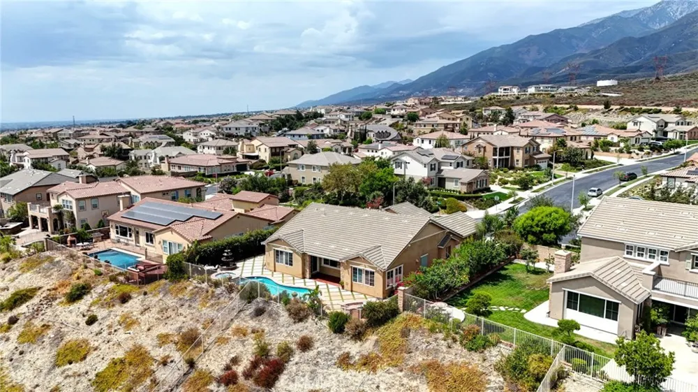 5049 Stillwater Rancho Cucamonga, CA 91739