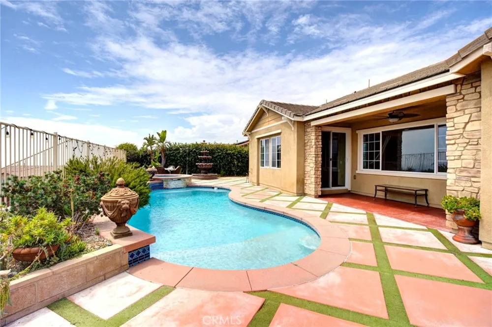 5049 Stillwater Rancho Cucamonga, CA 91739