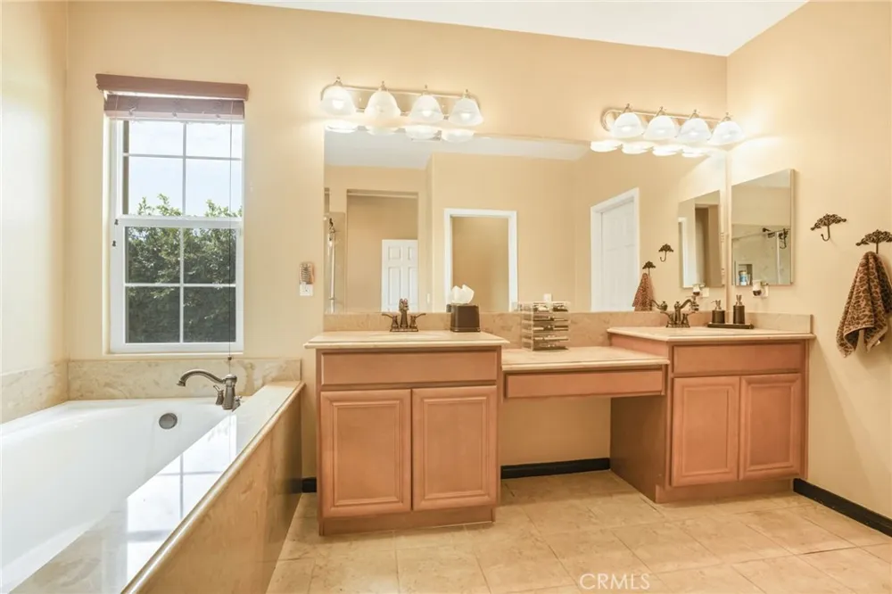 5049 Stillwater Rancho Cucamonga, CA 91739