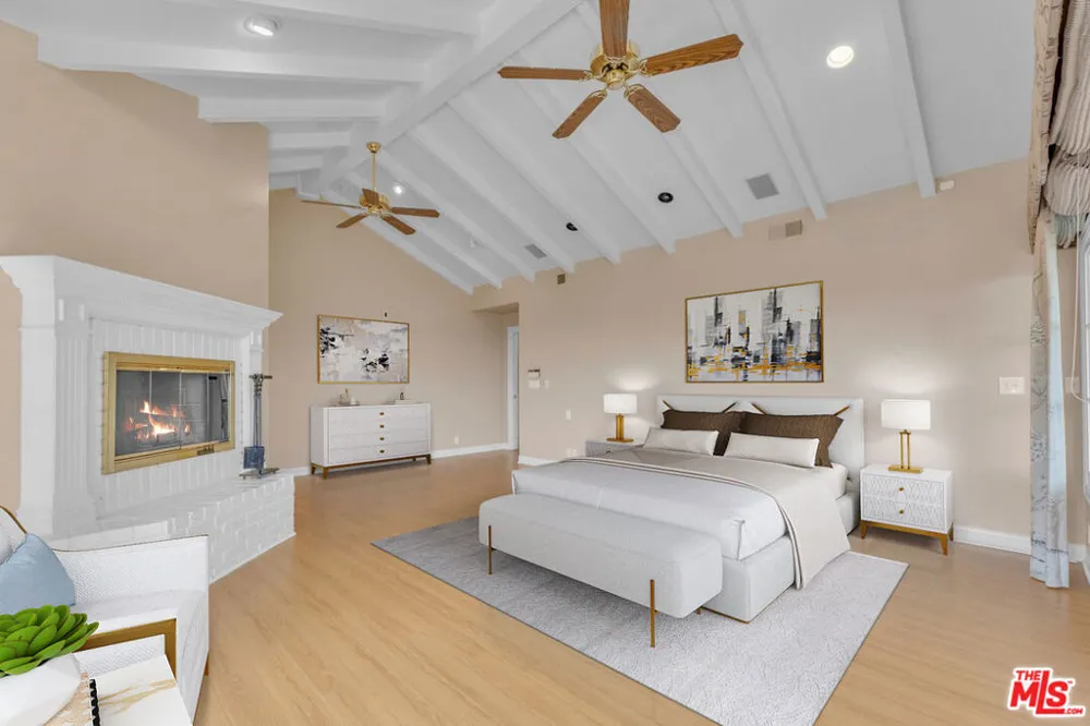 3836 Glenridge Drive Sherman Oaks, CA 91423