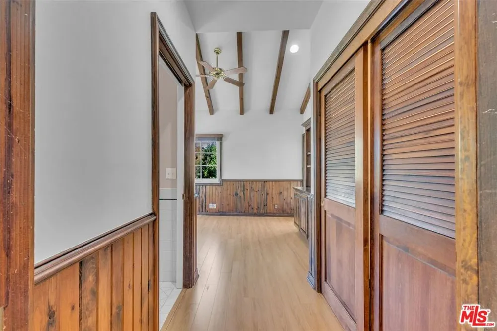 3836 Glenridge Drive Sherman Oaks, CA 91423
