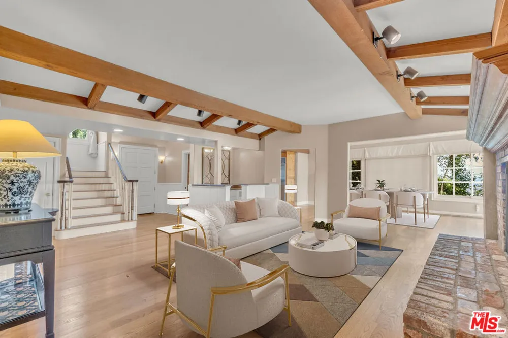 3836 Glenridge Drive Sherman Oaks, CA 91423