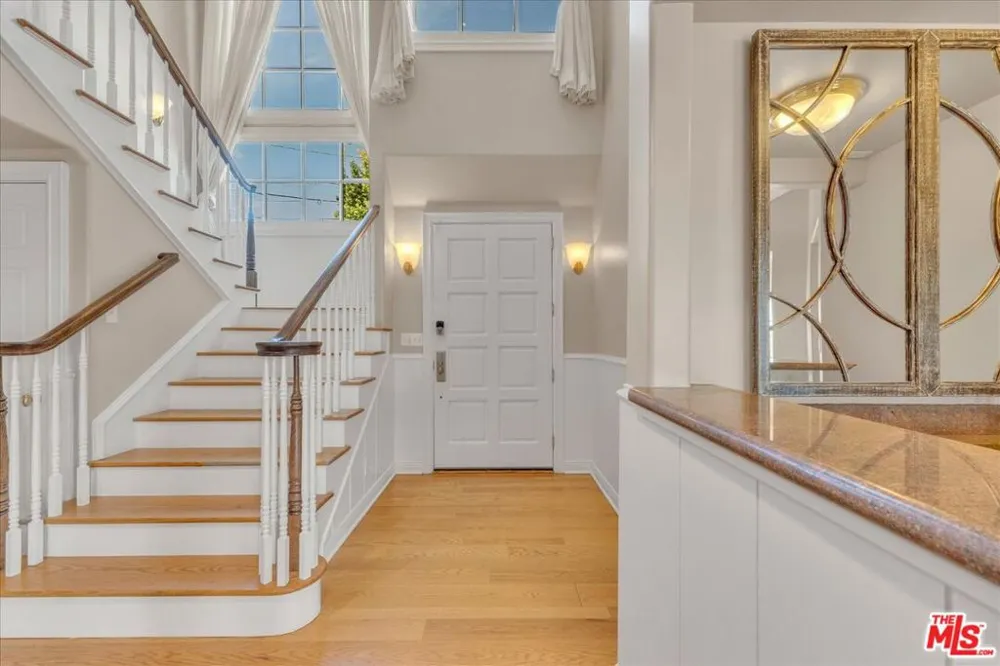3836 Glenridge Drive Sherman Oaks, CA 91423