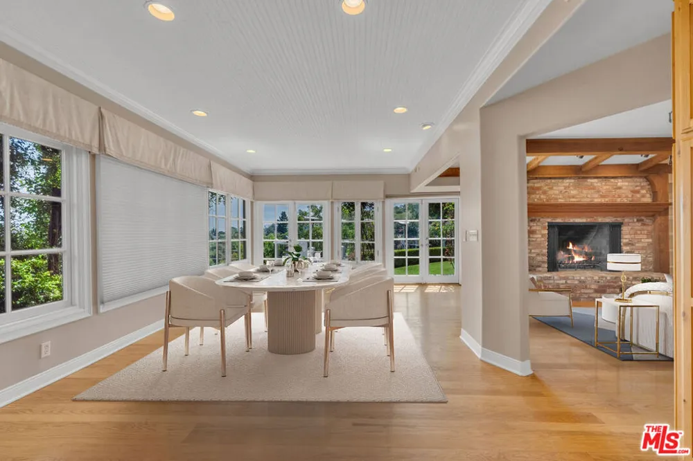 3836 Glenridge Drive Sherman Oaks, CA 91423