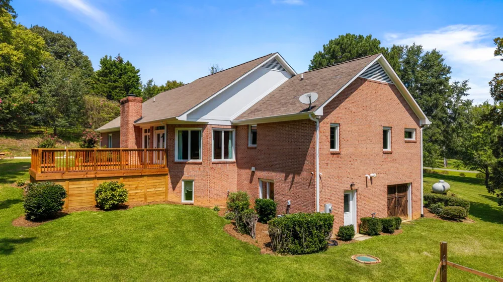 497 Cobblestone Creek Rd NW Cleveland, TN 37312