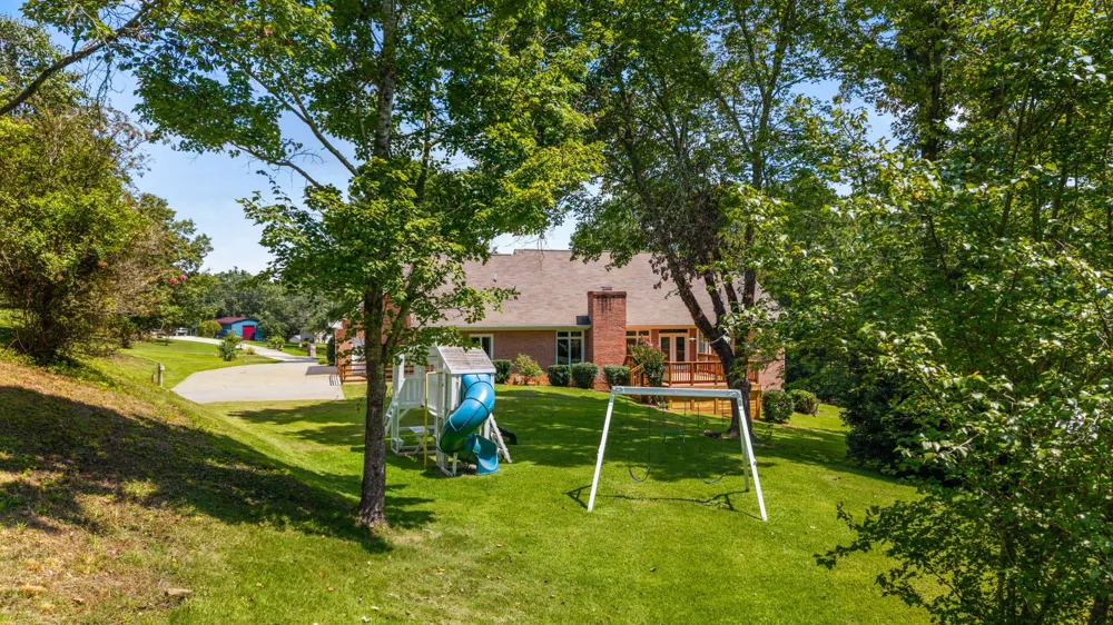 497 Cobblestone Creek Rd NW Cleveland, TN 37312