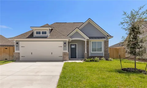1529 Birdie Court