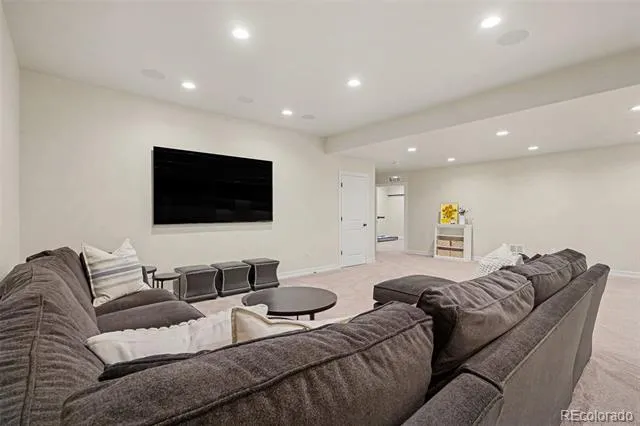 9496 Winding Hill Way Lone Tree, CO 80124