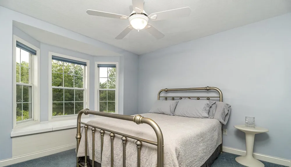 5450 W Heathwood Drive SE Kentwood, MI 49512