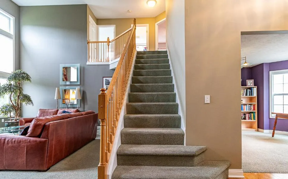 5450 W Heathwood Drive SE Kentwood, MI 49512