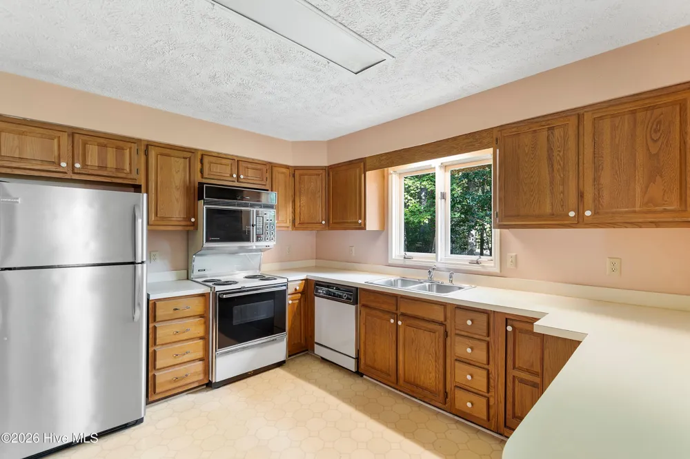 9140 Forest Drive SW Sunset Beach, NC 28468