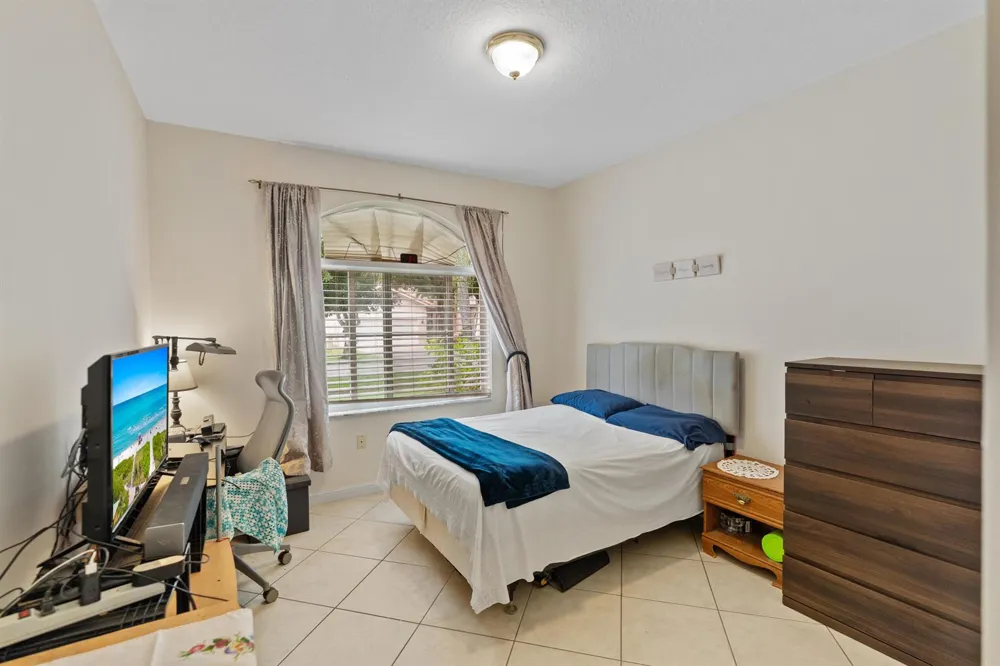 2311 SW 125th Avenue Miramar, FL 33027
