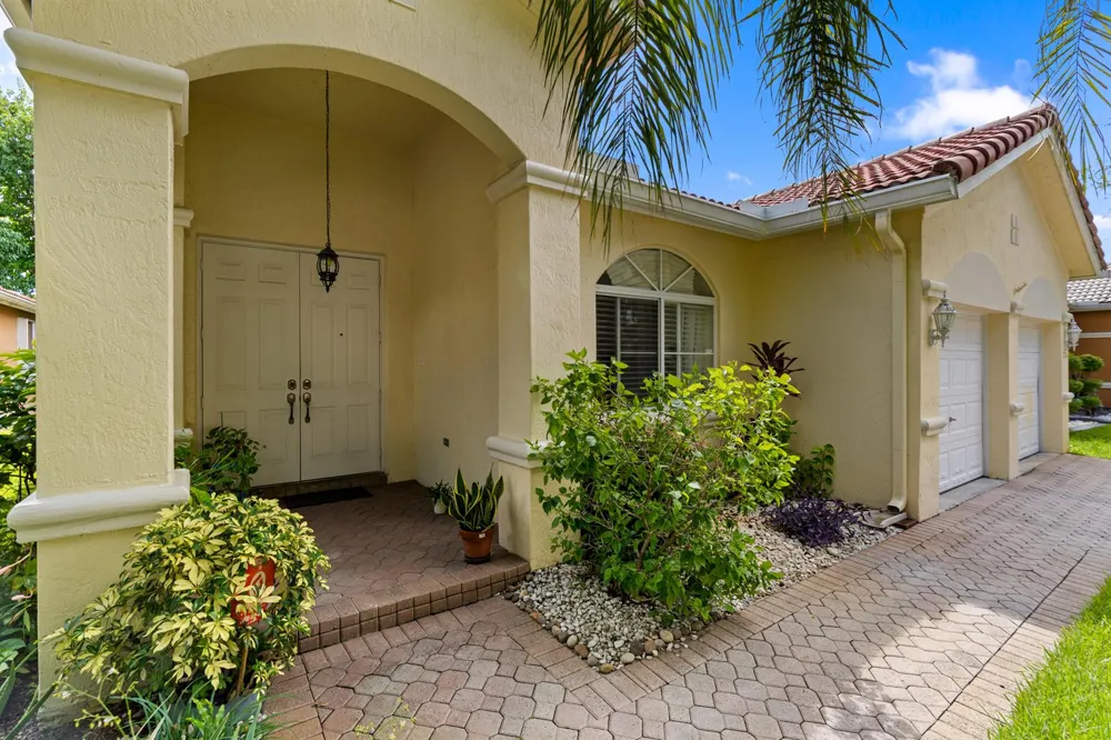 2311 SW 125th Avenue Miramar, FL 33027