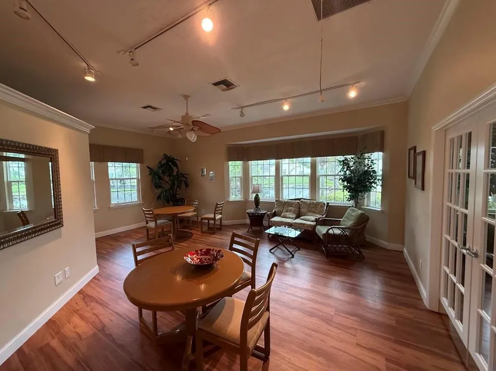 1950 WESTMINSTER CIRCLE #1 Vero Beach, FL 32966