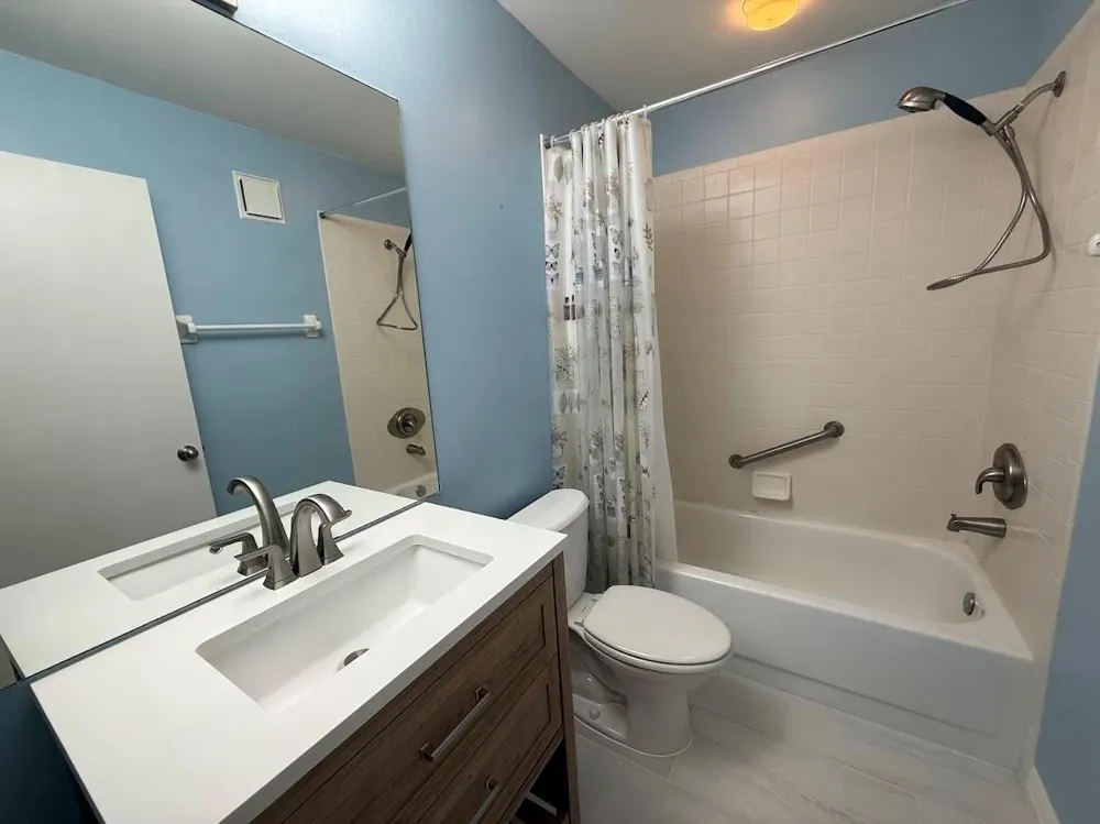 1950 WESTMINSTER CIRCLE #1 Vero Beach, FL 32966