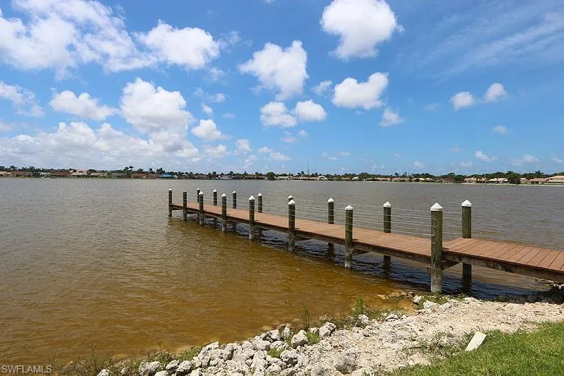 7812 Emerald Circle #201 Naples, FL 34109
