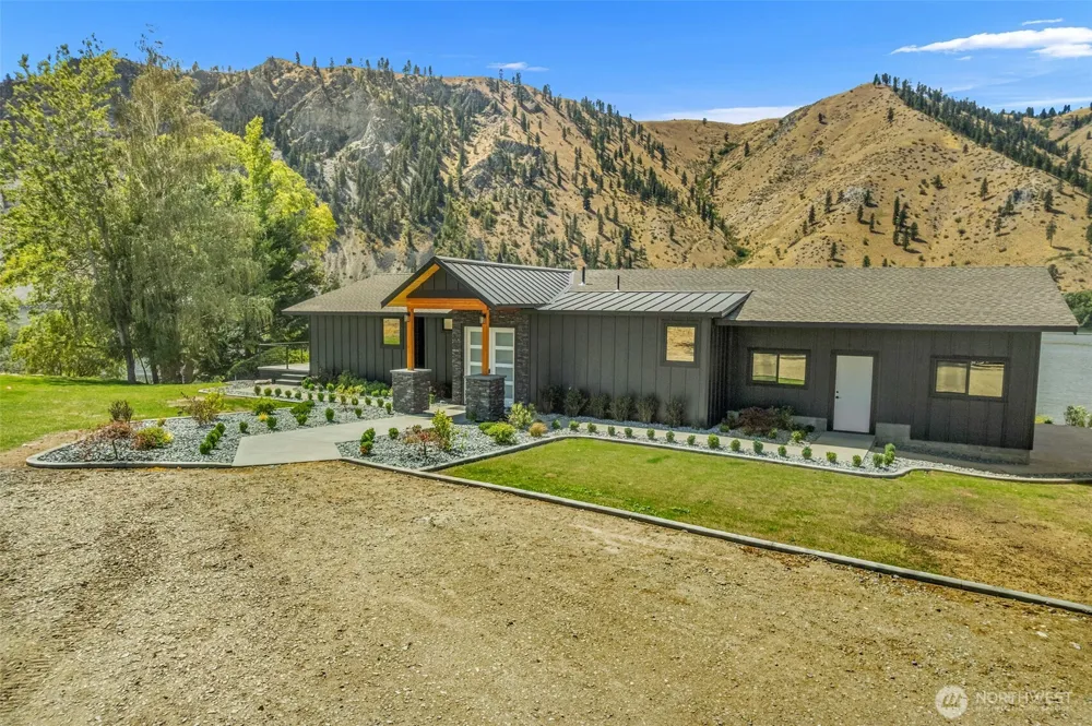 64 van Winkle Road Orondo, WA 98843