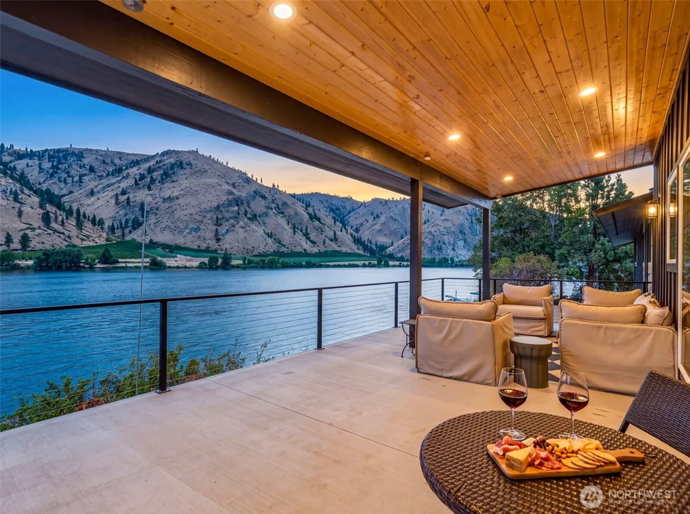 64 van Winkle Road Orondo, WA 98843