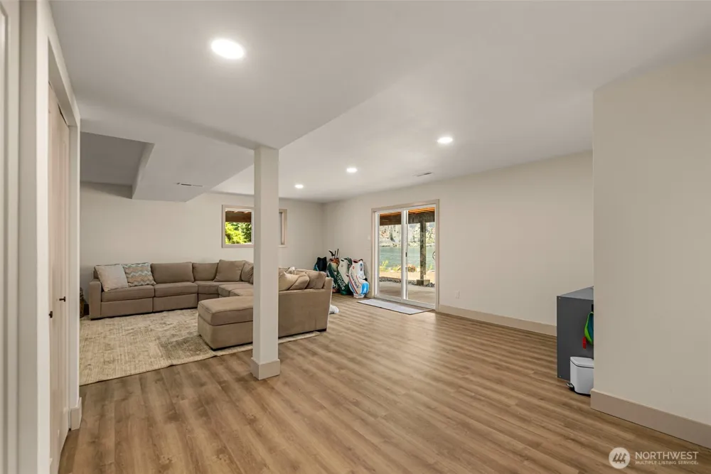 64 van Winkle Road Orondo, WA 98843