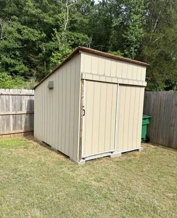 692 Whitman Lane Stockbridge, GA 30281