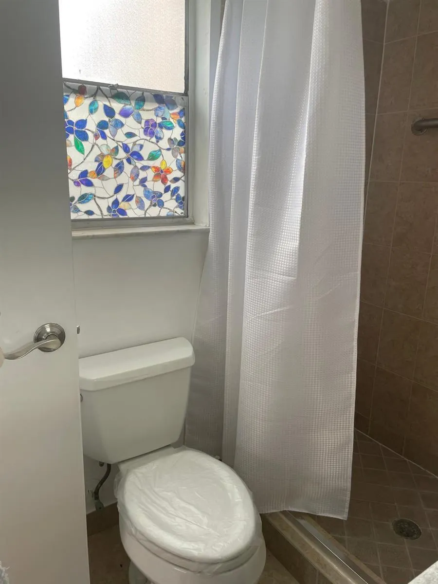 2851 SOMERSET DRIVE #111 Lauderdale Lakes, FL 33311