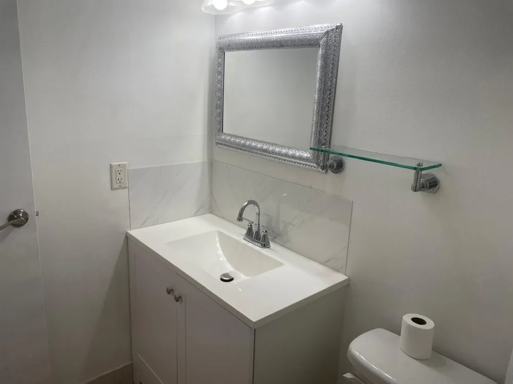 2851 SOMERSET DRIVE #111 Lauderdale Lakes, FL 33311