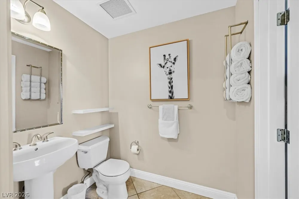 8255 LAS VEGAS BOULEVARD #814 Las Vegas, NV 89123