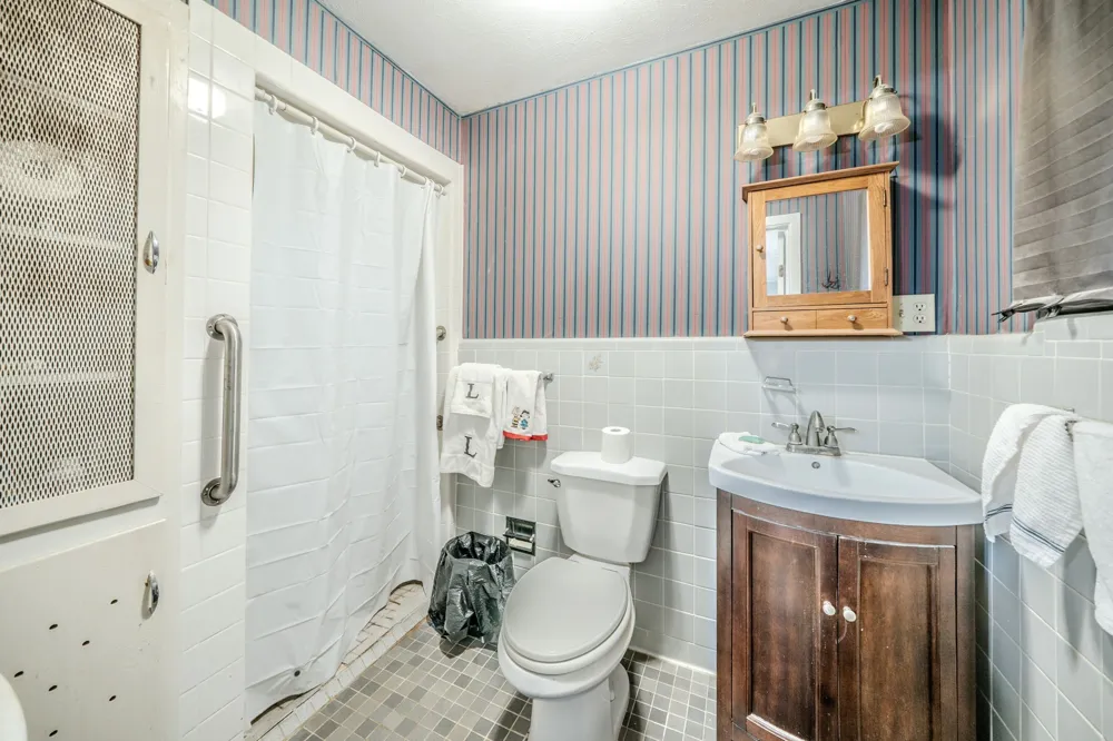 2314 Ingleside Drive Grand Prairie, TX 75050