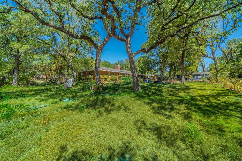 2314 Ingleside Drive Grand Prairie, TX 75050