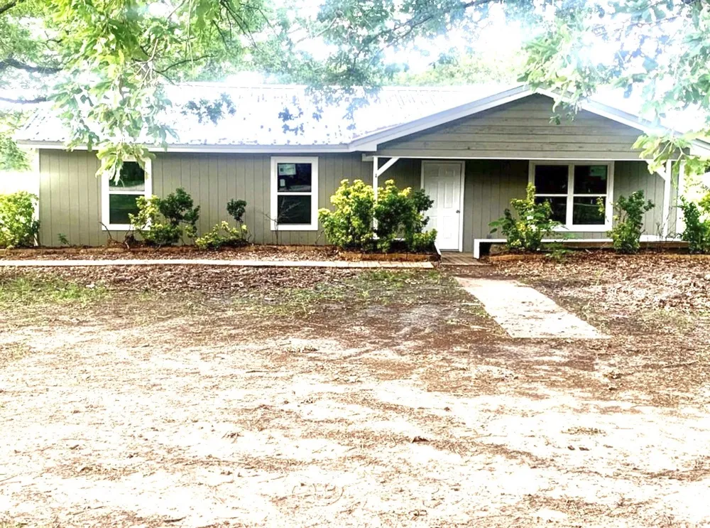 1708 County Road 3123 Greenville, TX 75402