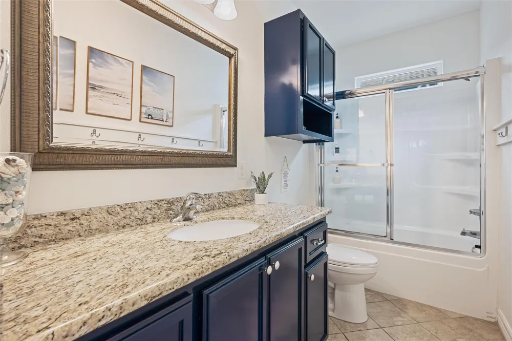 866 Townsend Drive Crystal Beach, TX 77650