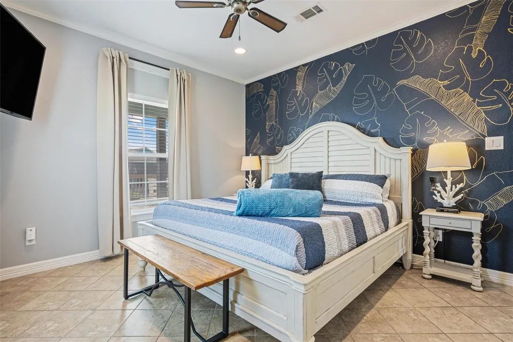 866 Townsend Drive Crystal Beach, TX 77650