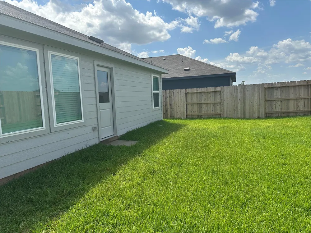359 Bush Meadow Lane Magnolia, TX 77354