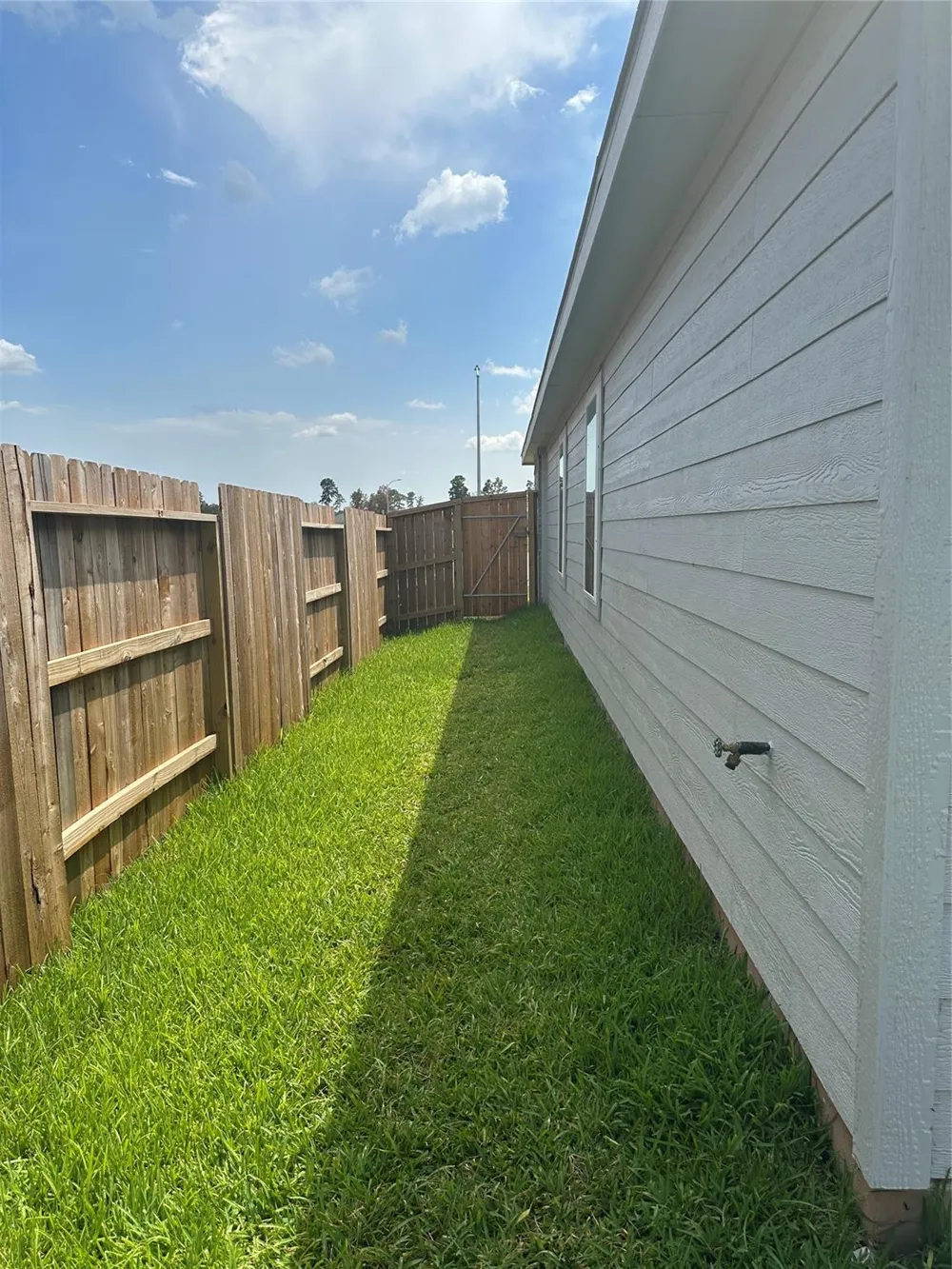 359 Bush Meadow Lane Magnolia, TX 77354